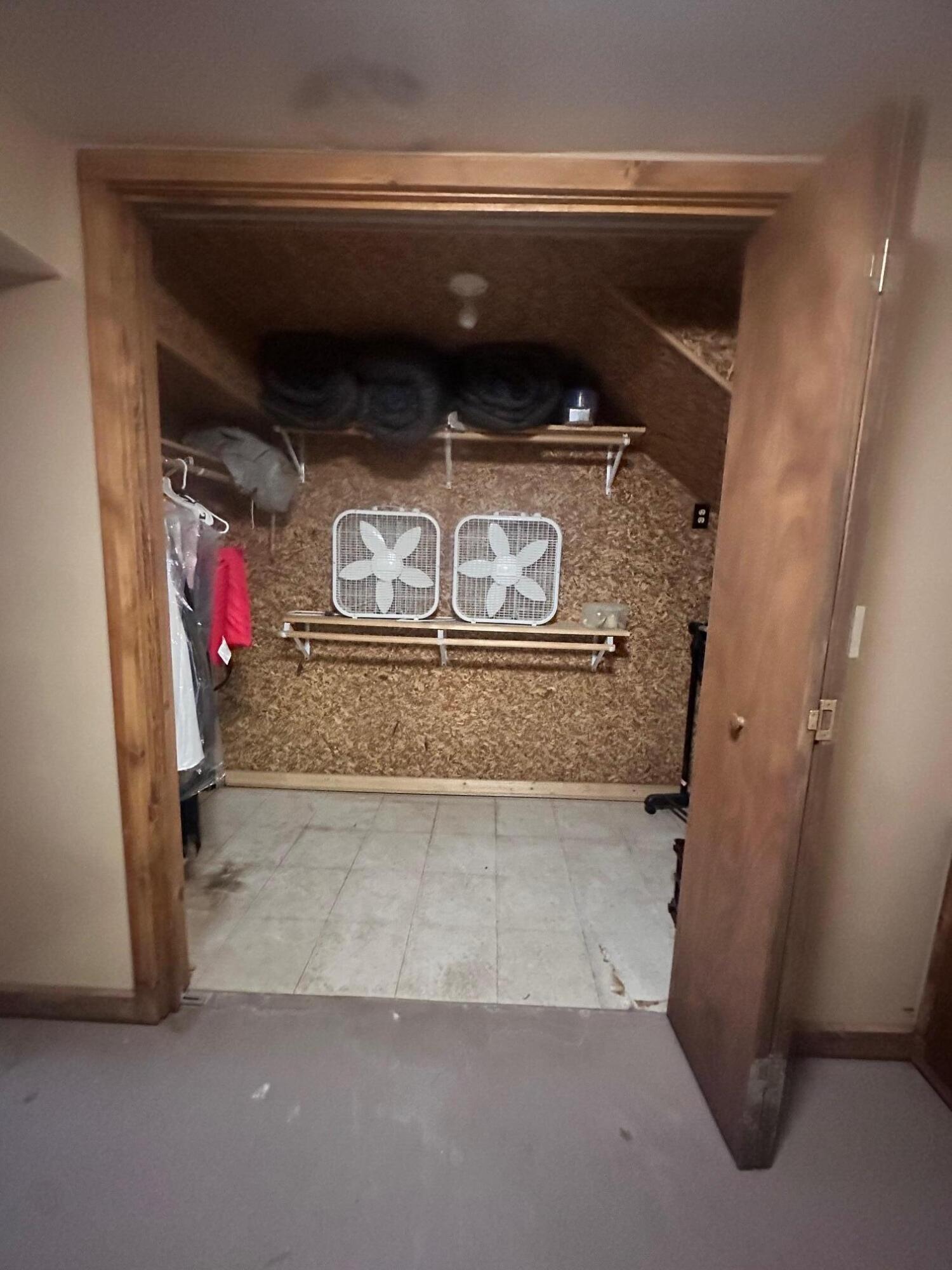 1057 E Stanford Street