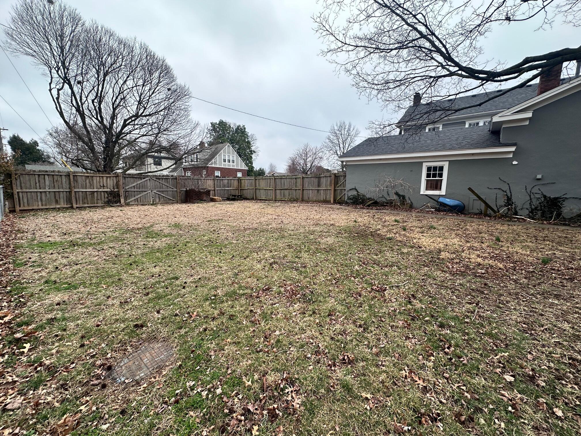 1057 E Stanford Street