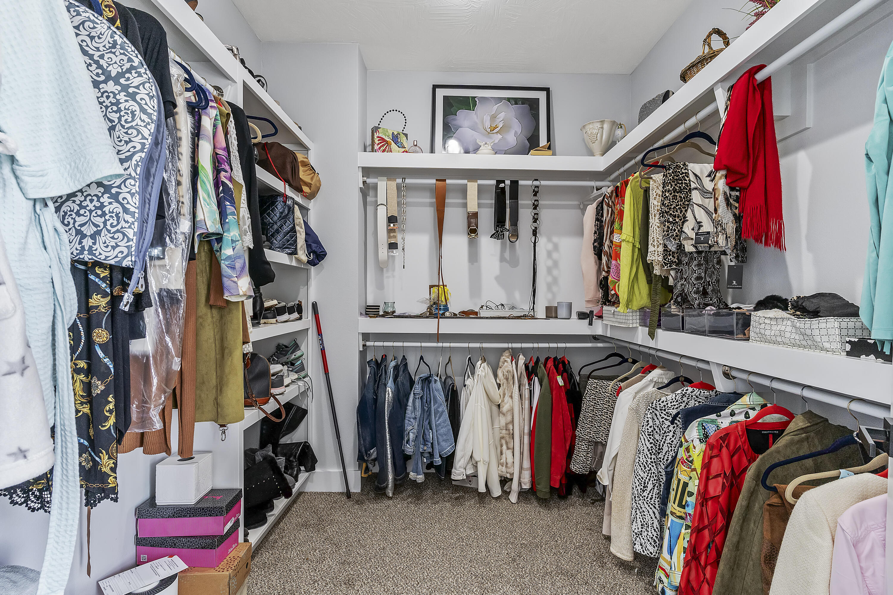 1103 S Brooks Avenue