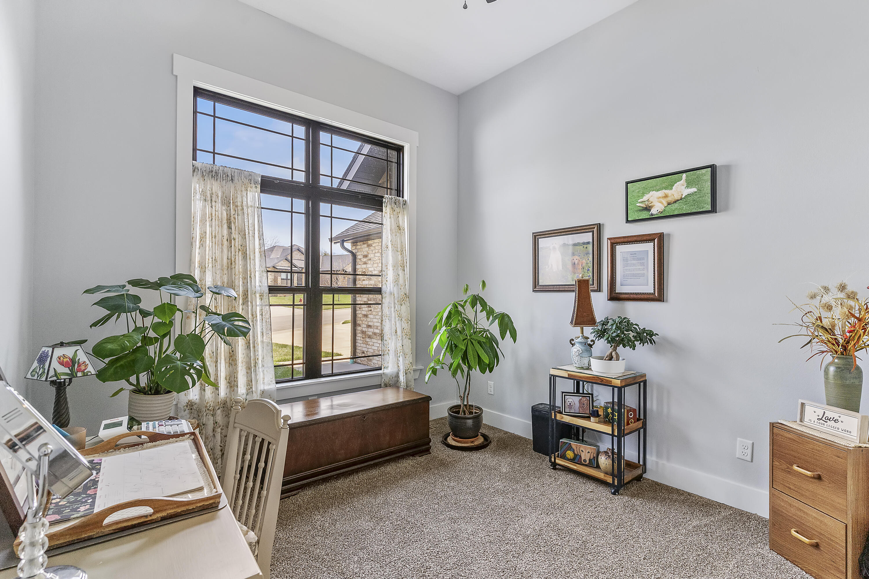 1103 S Brooks Avenue