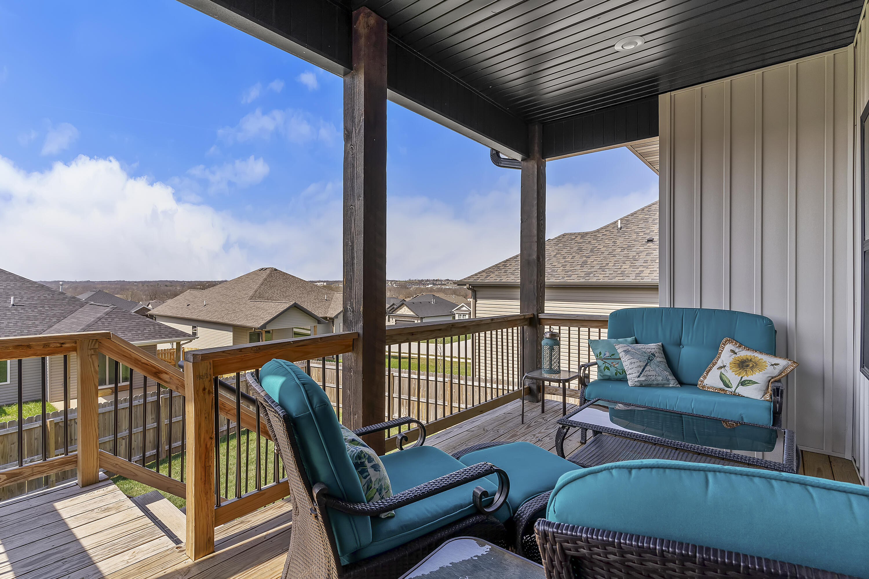 1103 S Brooks Avenue