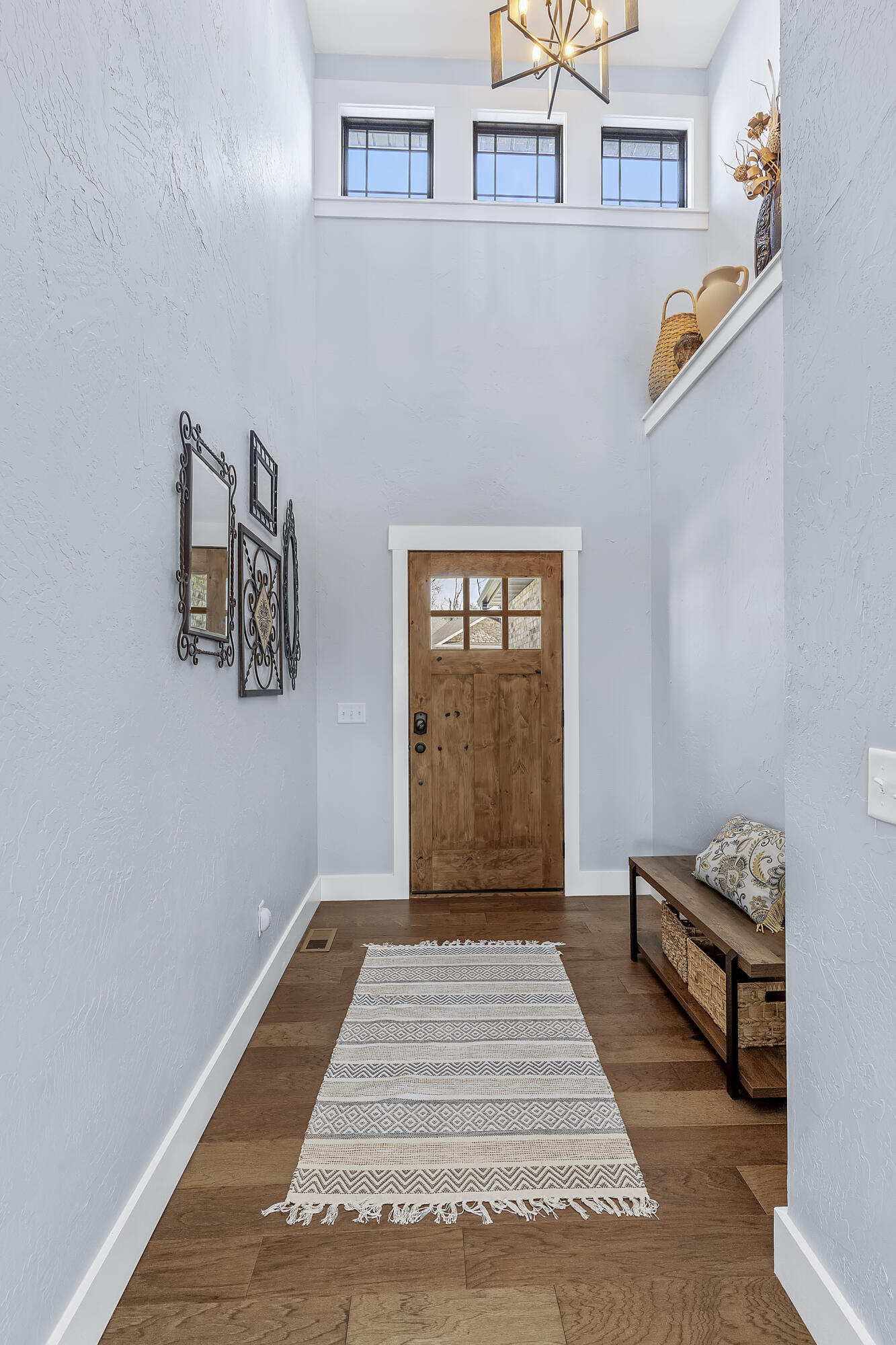 1103 S Brooks Avenue