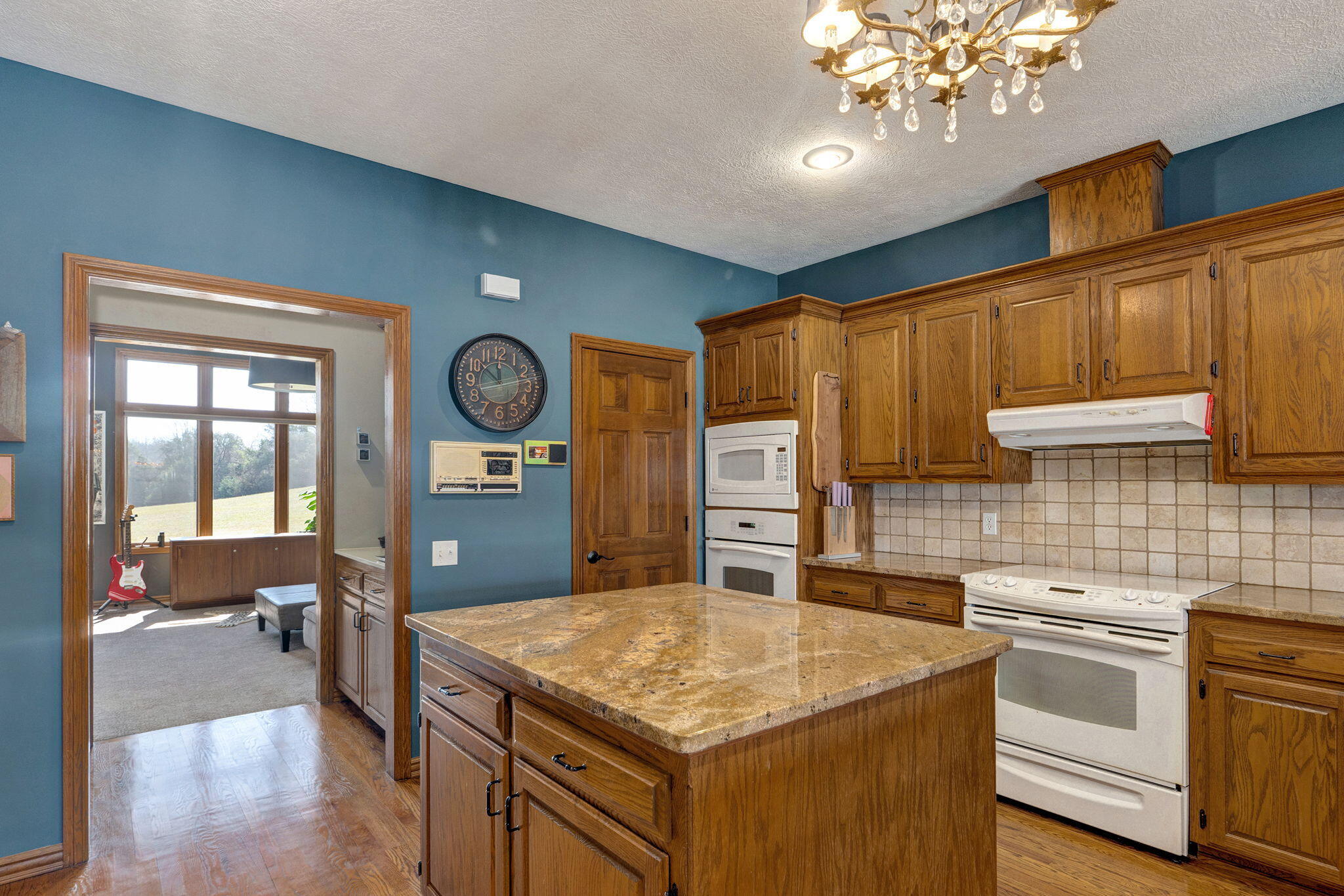 4037 S State Highway J