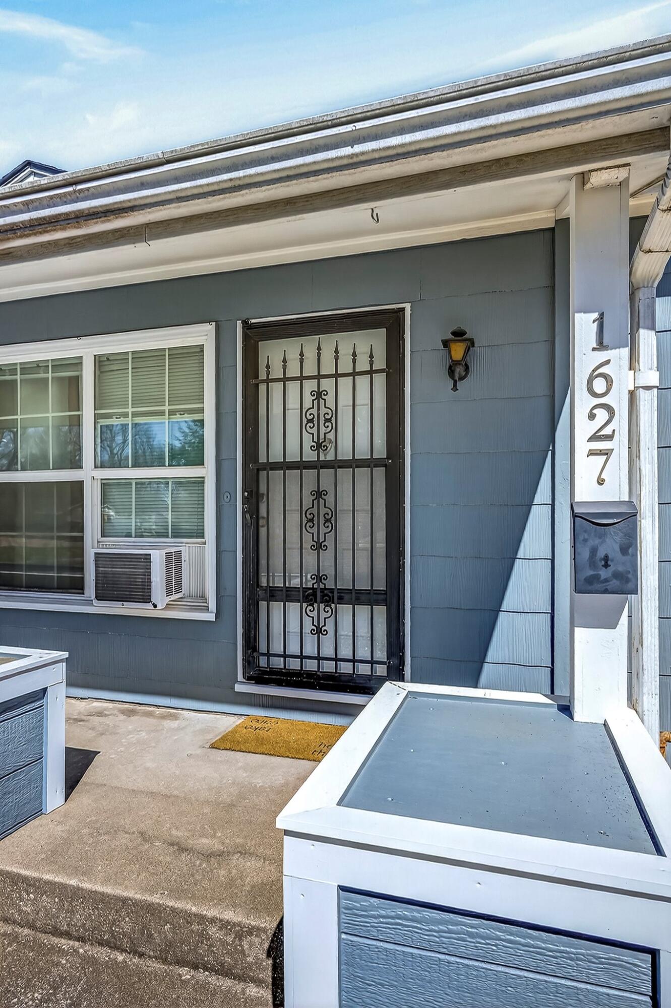 1625-1627 E Cherokee Street