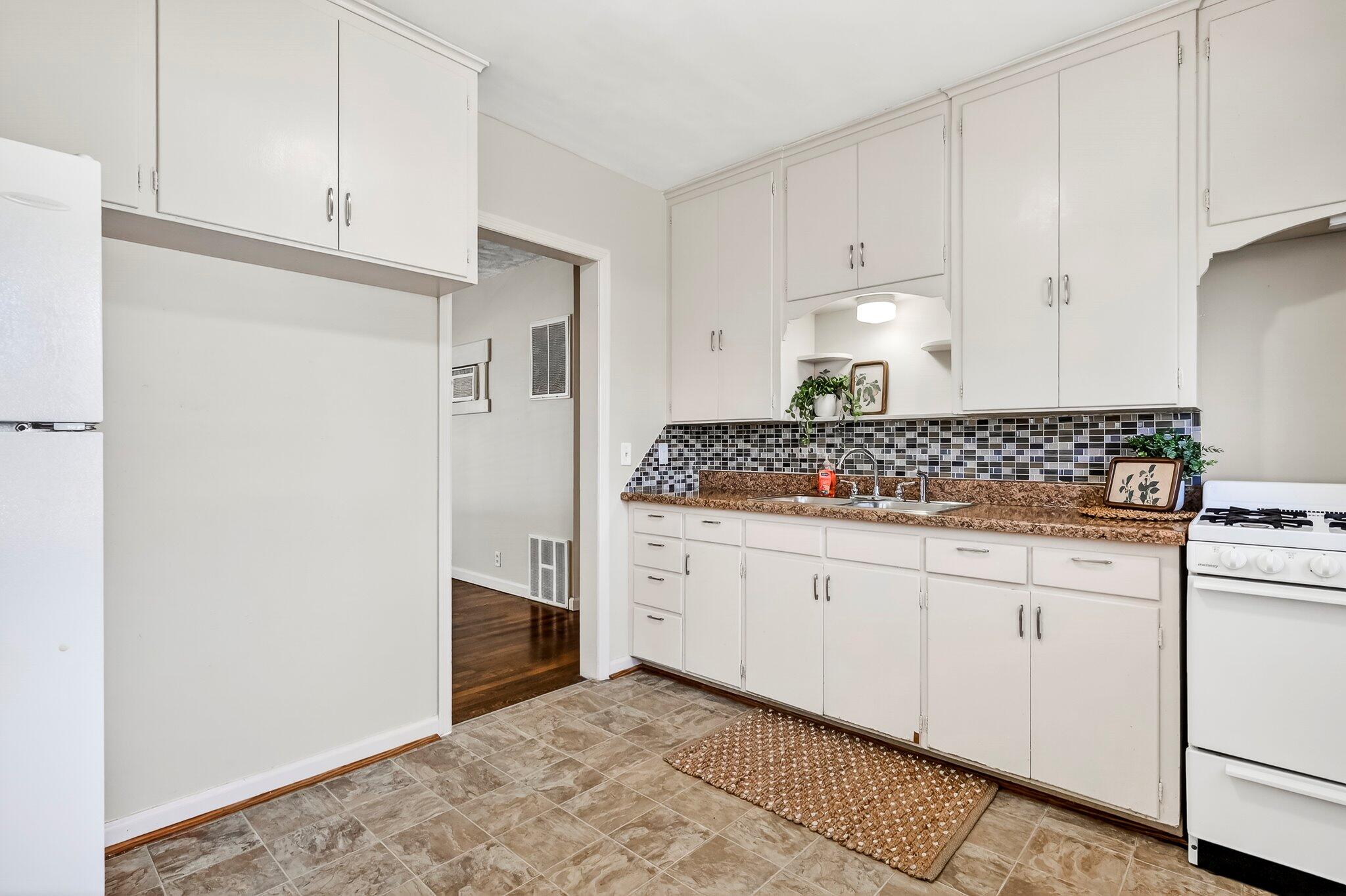 1625-1627 E Cherokee Street