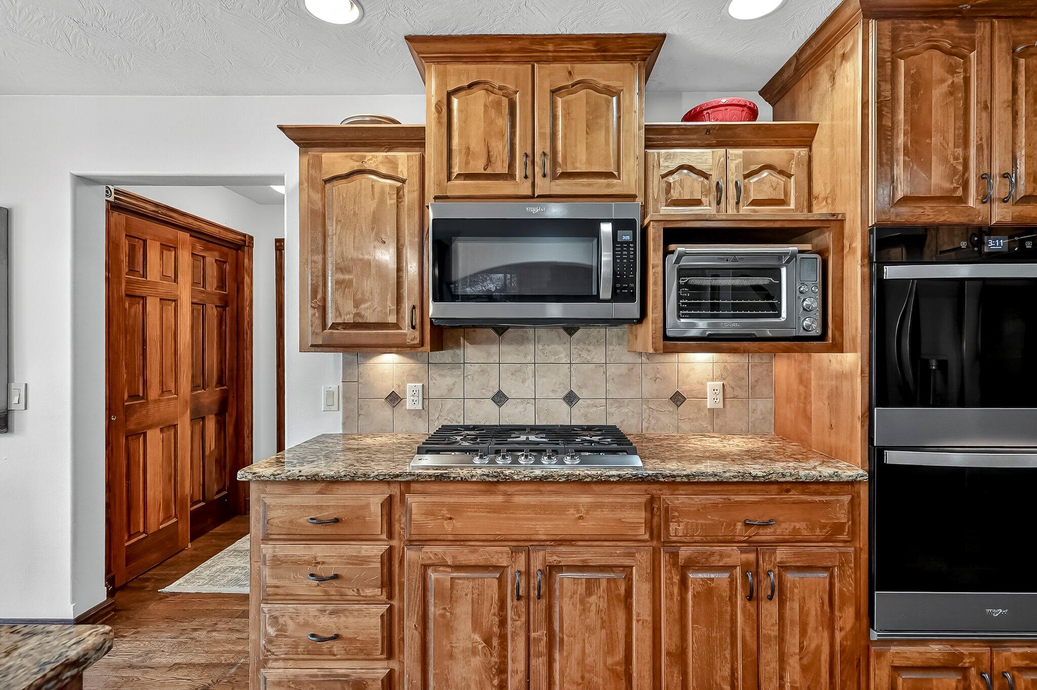 2348 S Farm Road 111