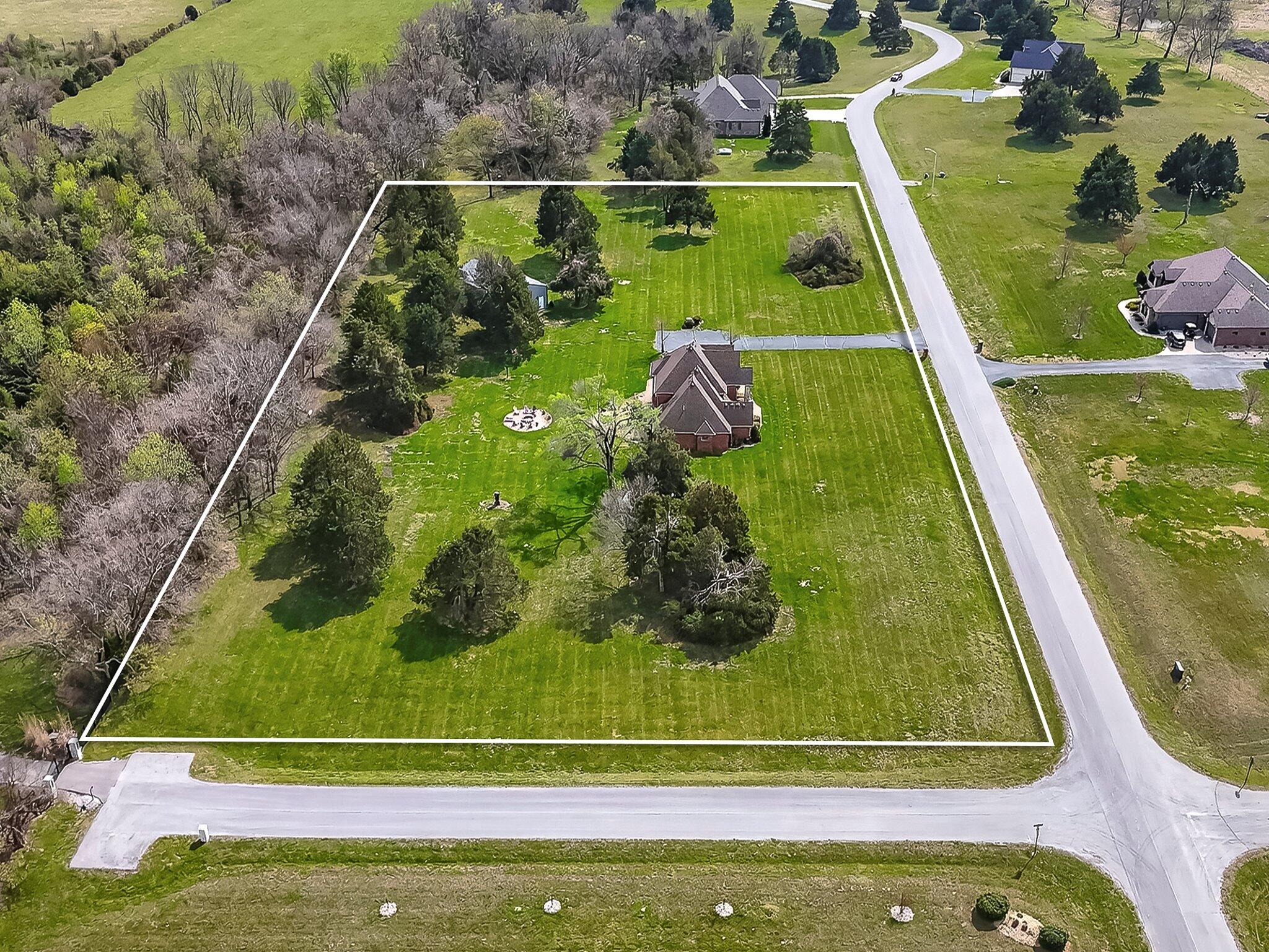 2348 S Farm Road 111