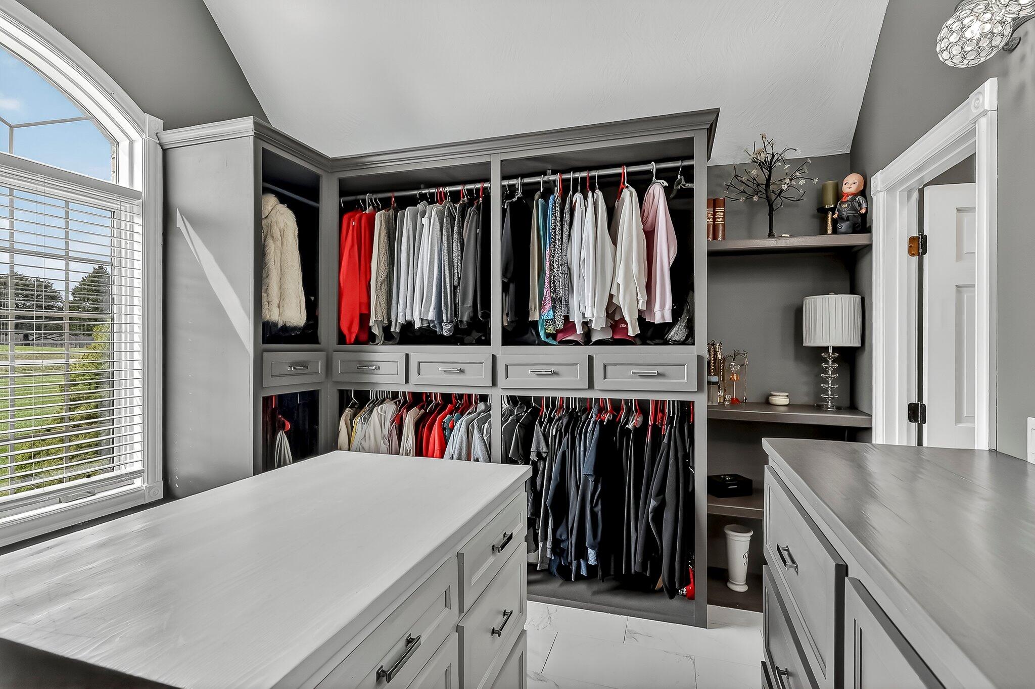 2348 S Farm Road 111