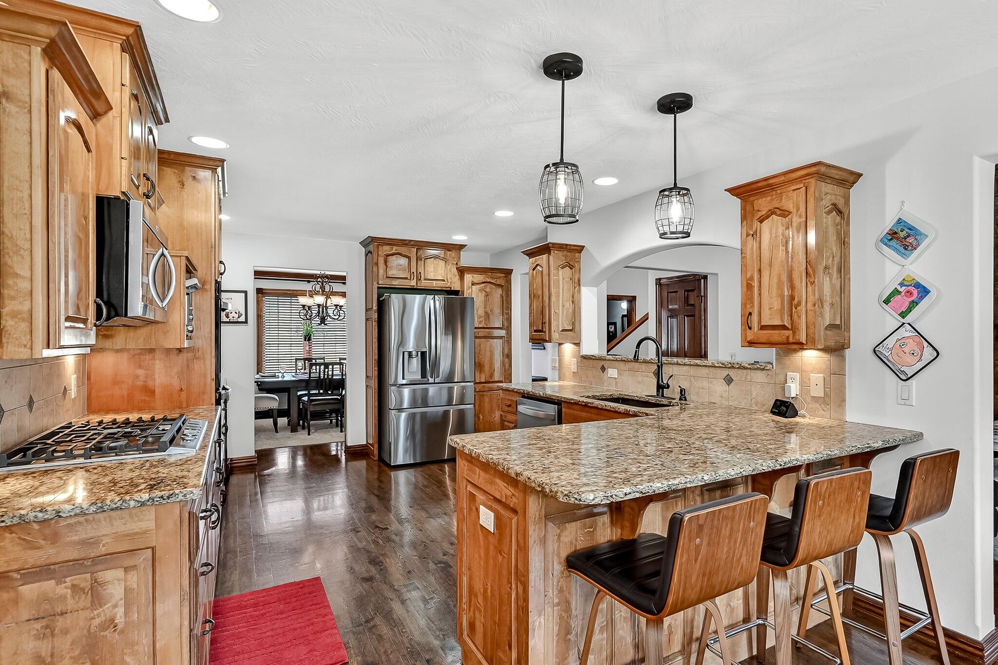 2348 S Farm Road 111