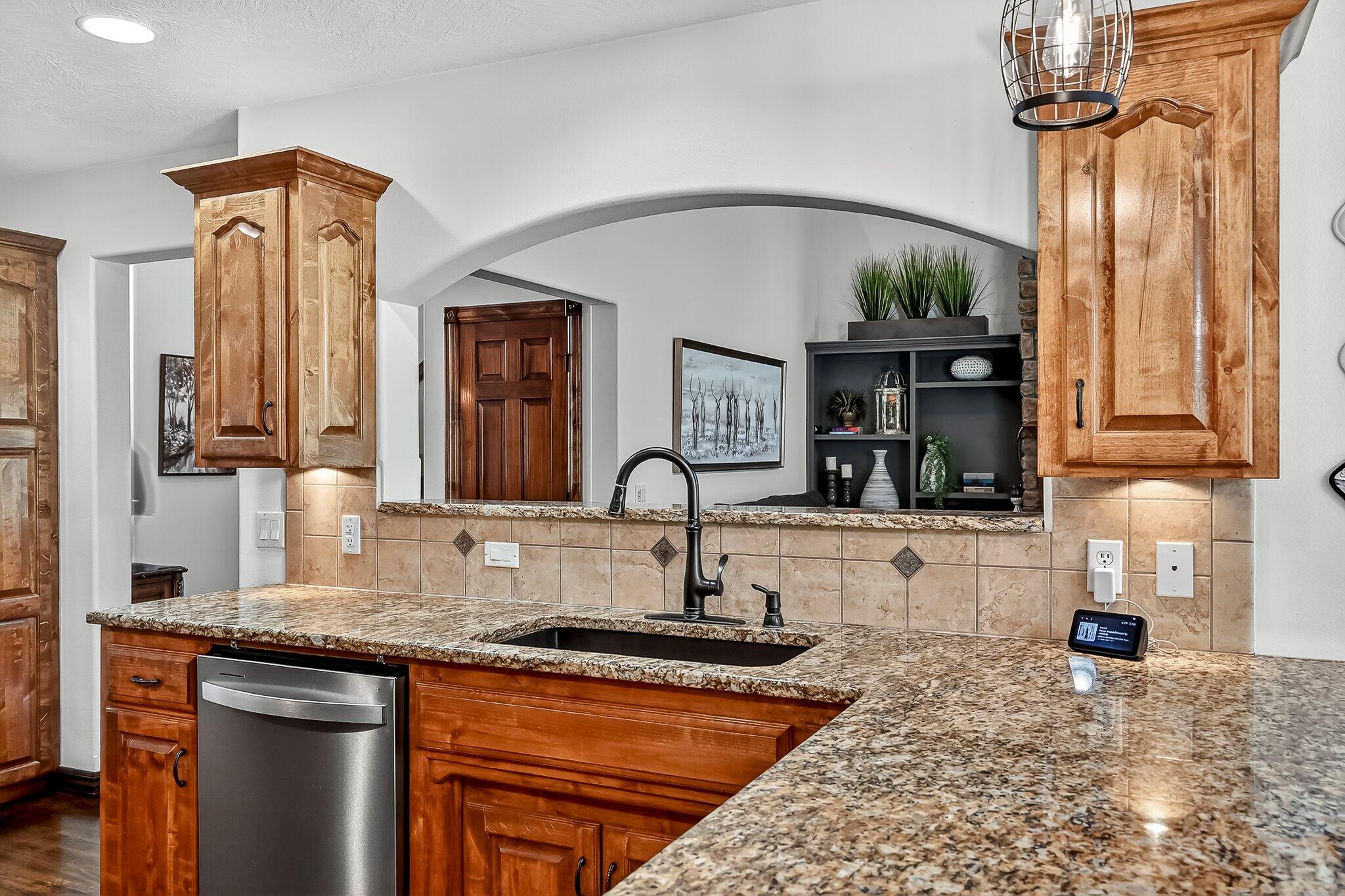 2348 S Farm Road 111