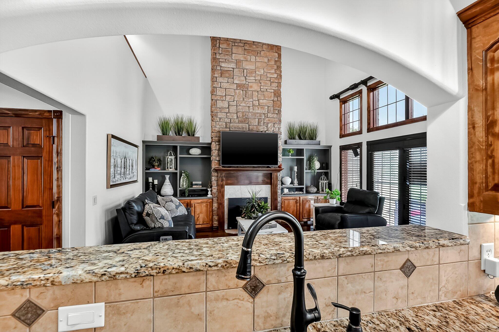 2348 S Farm Road 111