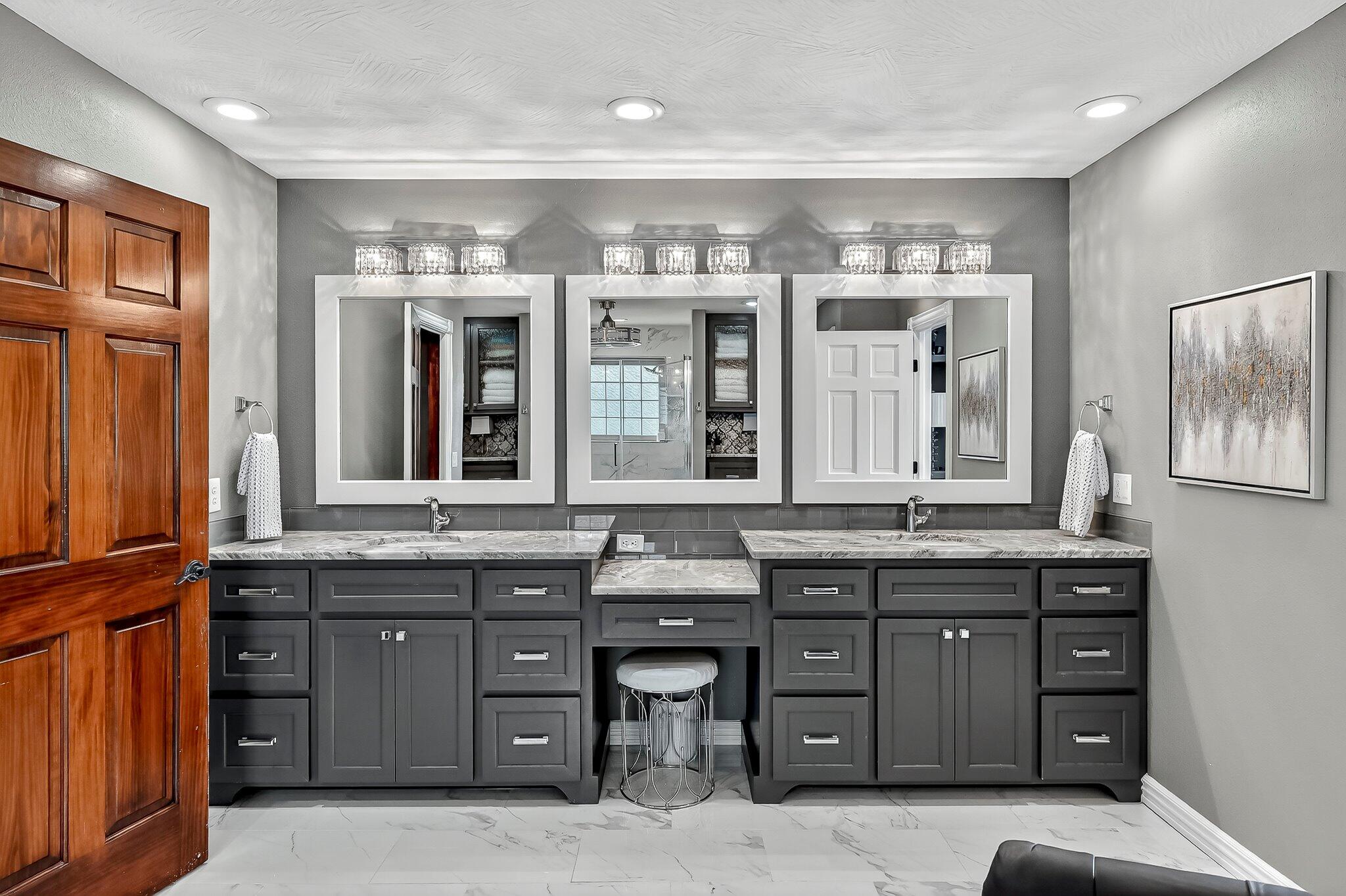 2348 S Farm Road 111