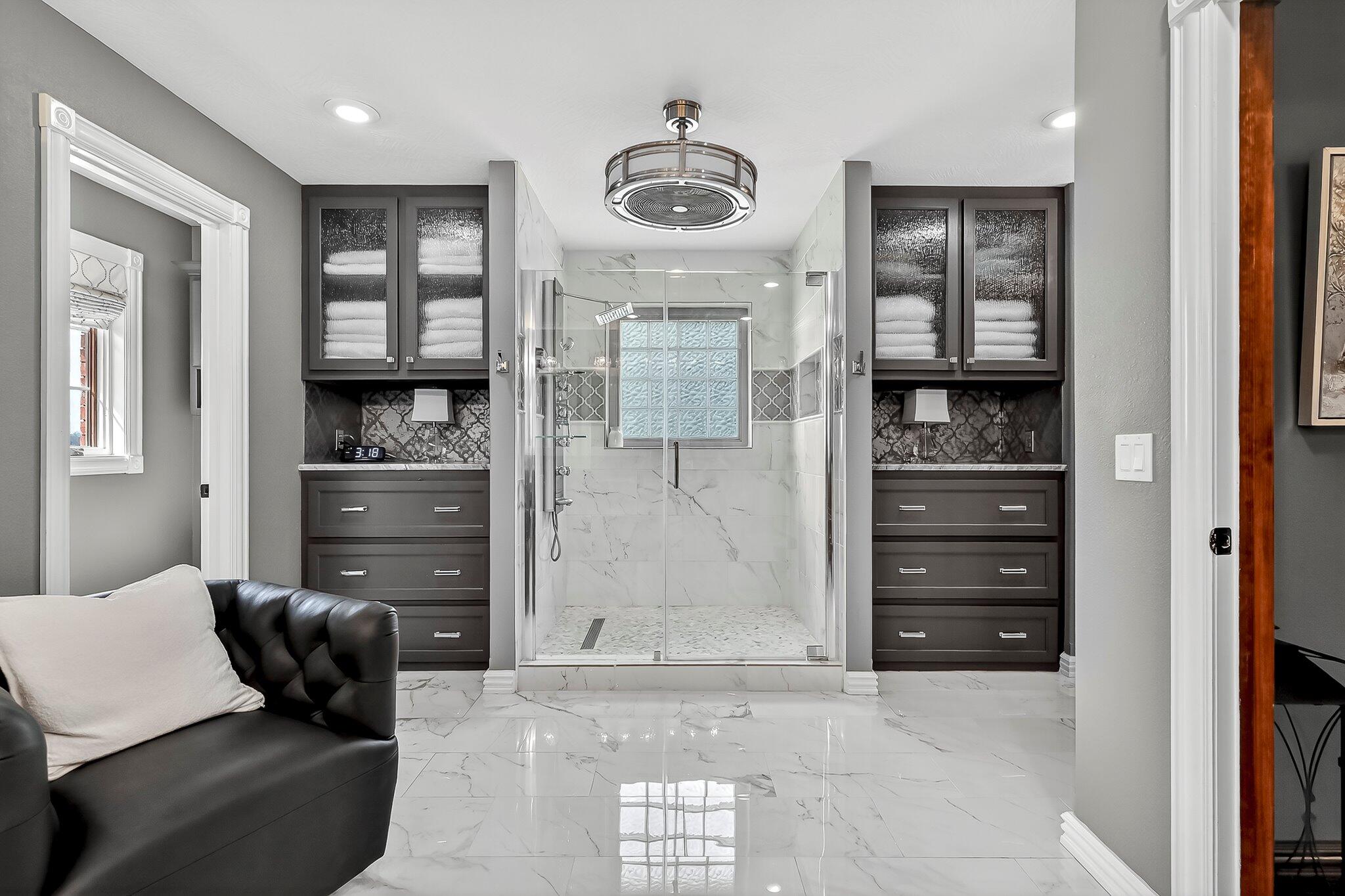 2348 S Farm Road 111