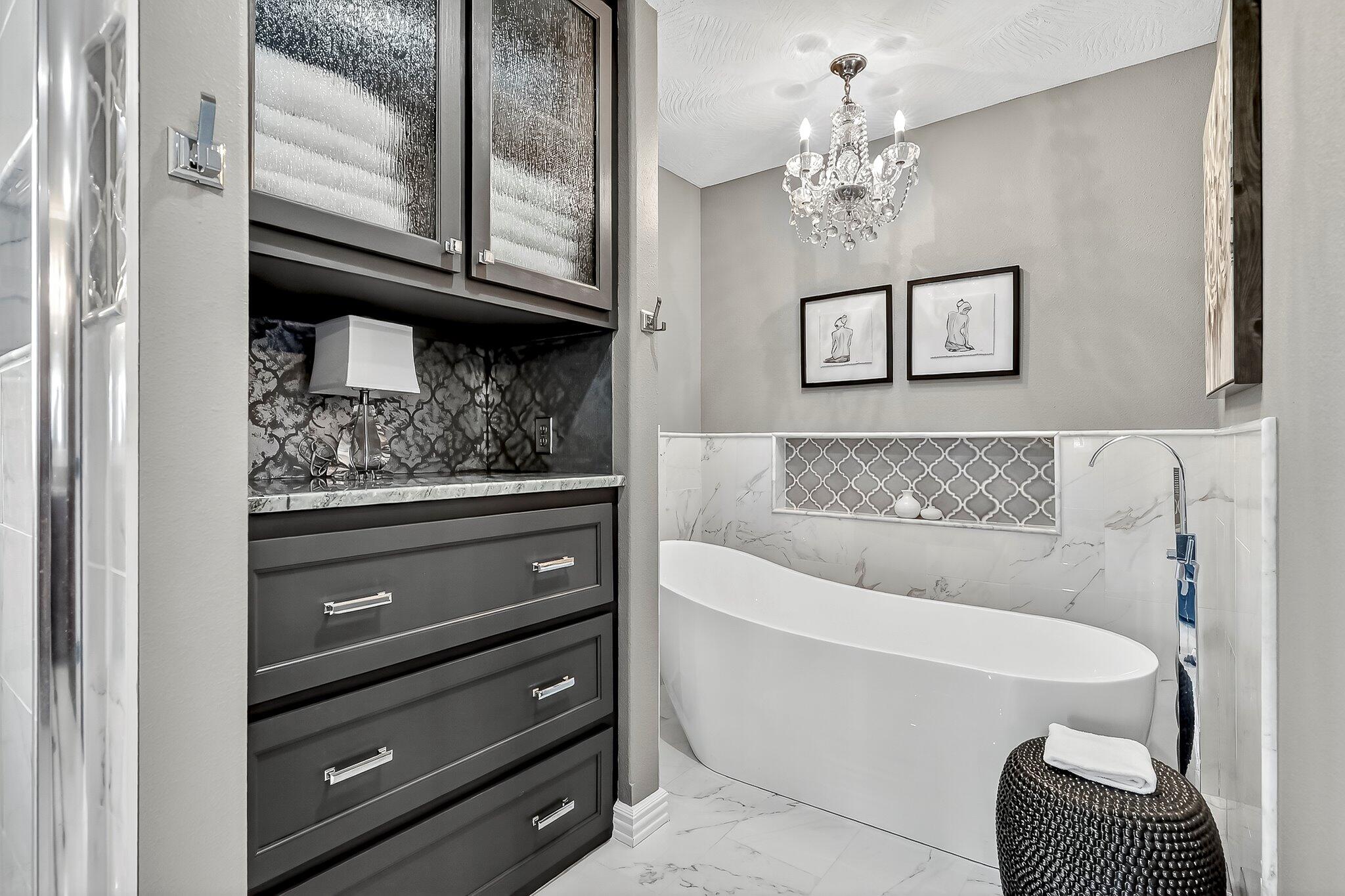 2348 S Farm Road 111