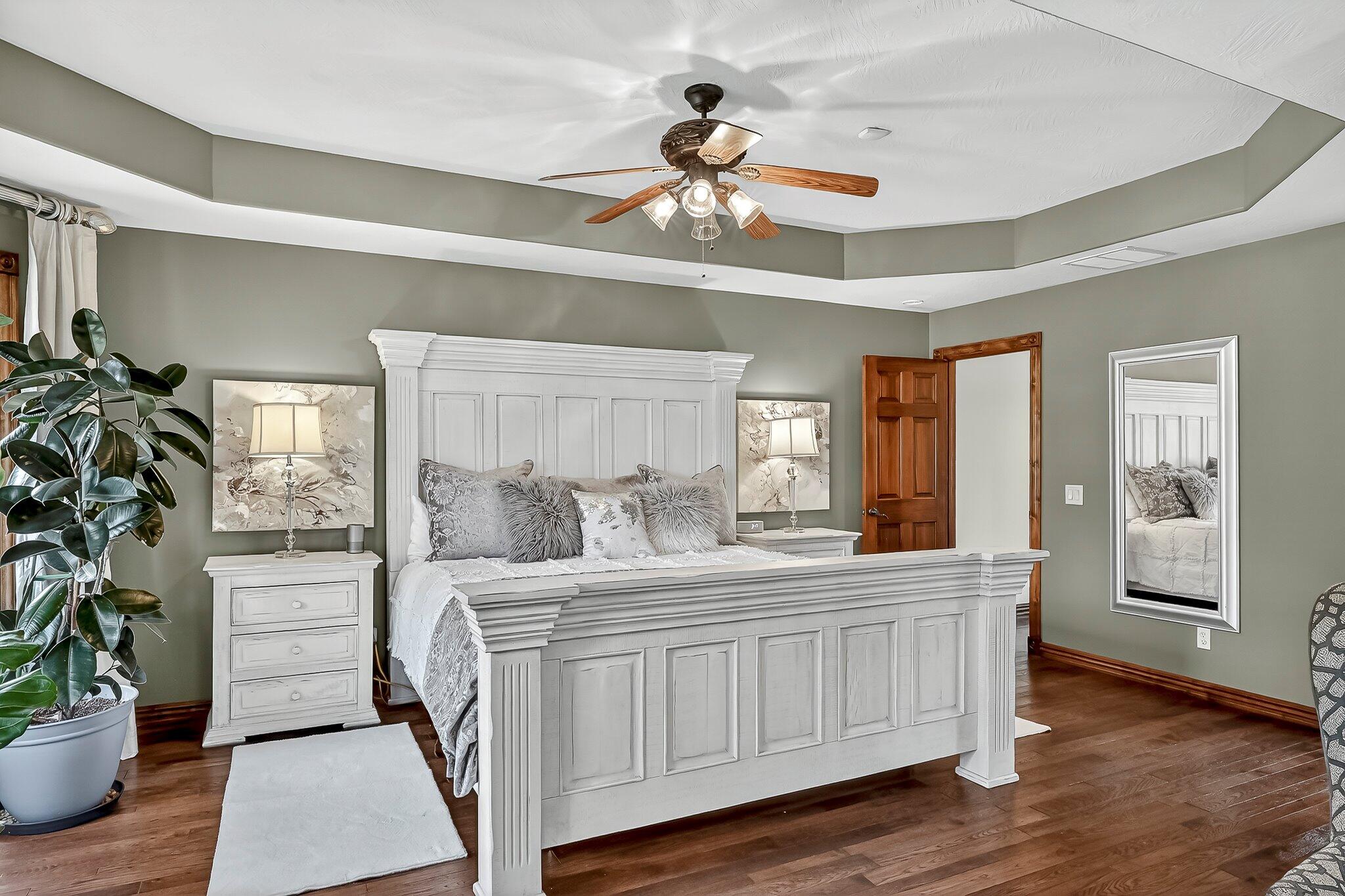 2348 S Farm Road 111