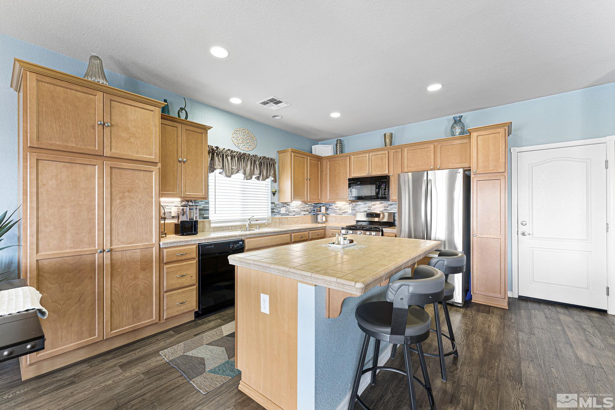 5505 Desert Dreams Drive