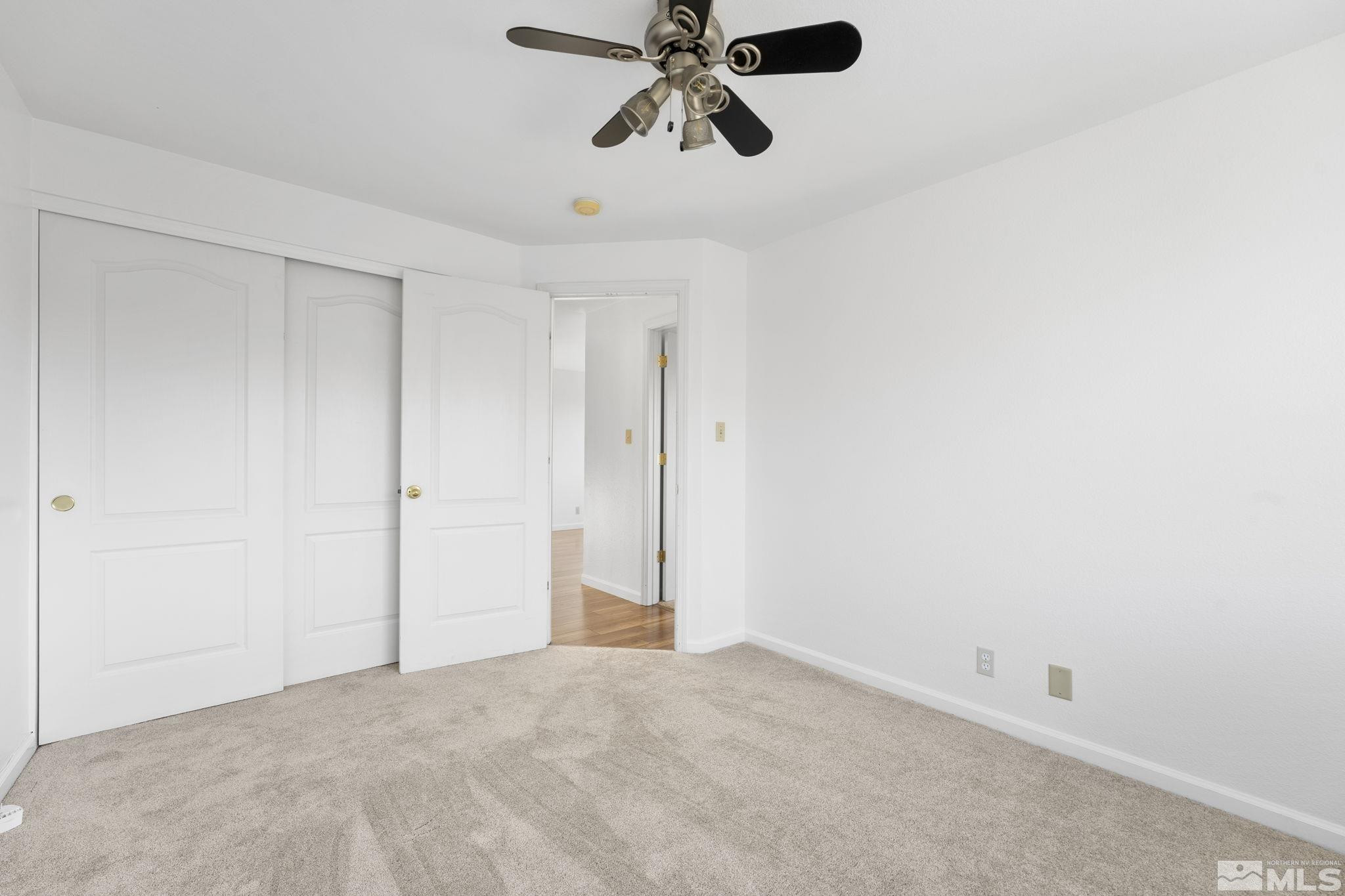 7460 Hunter Glen Drive