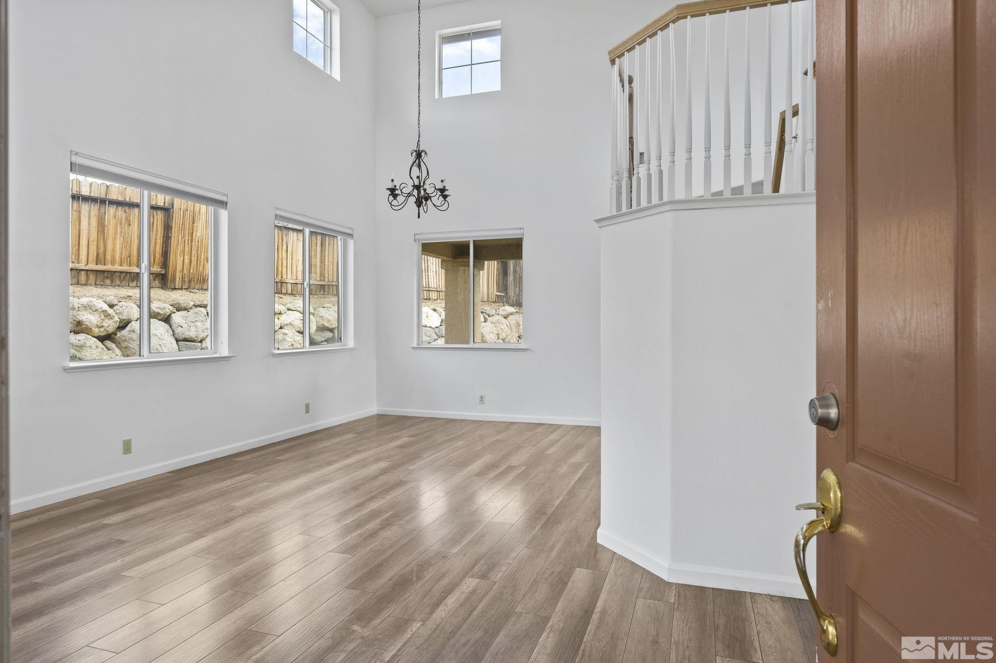 7460 Hunter Glen Drive