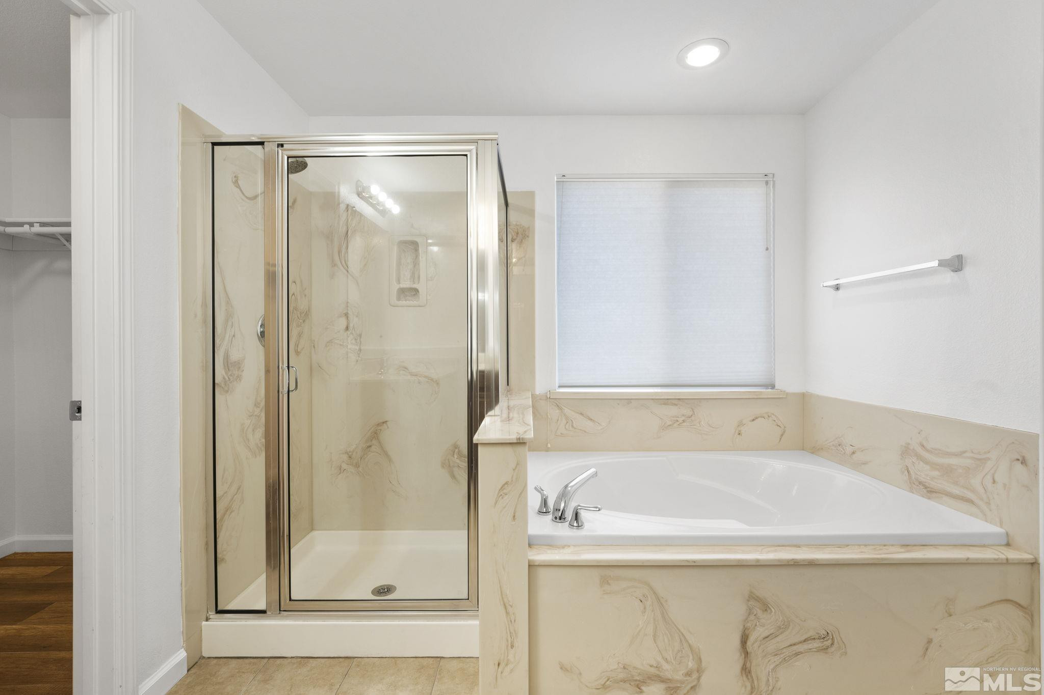 7460 Hunter Glen Drive