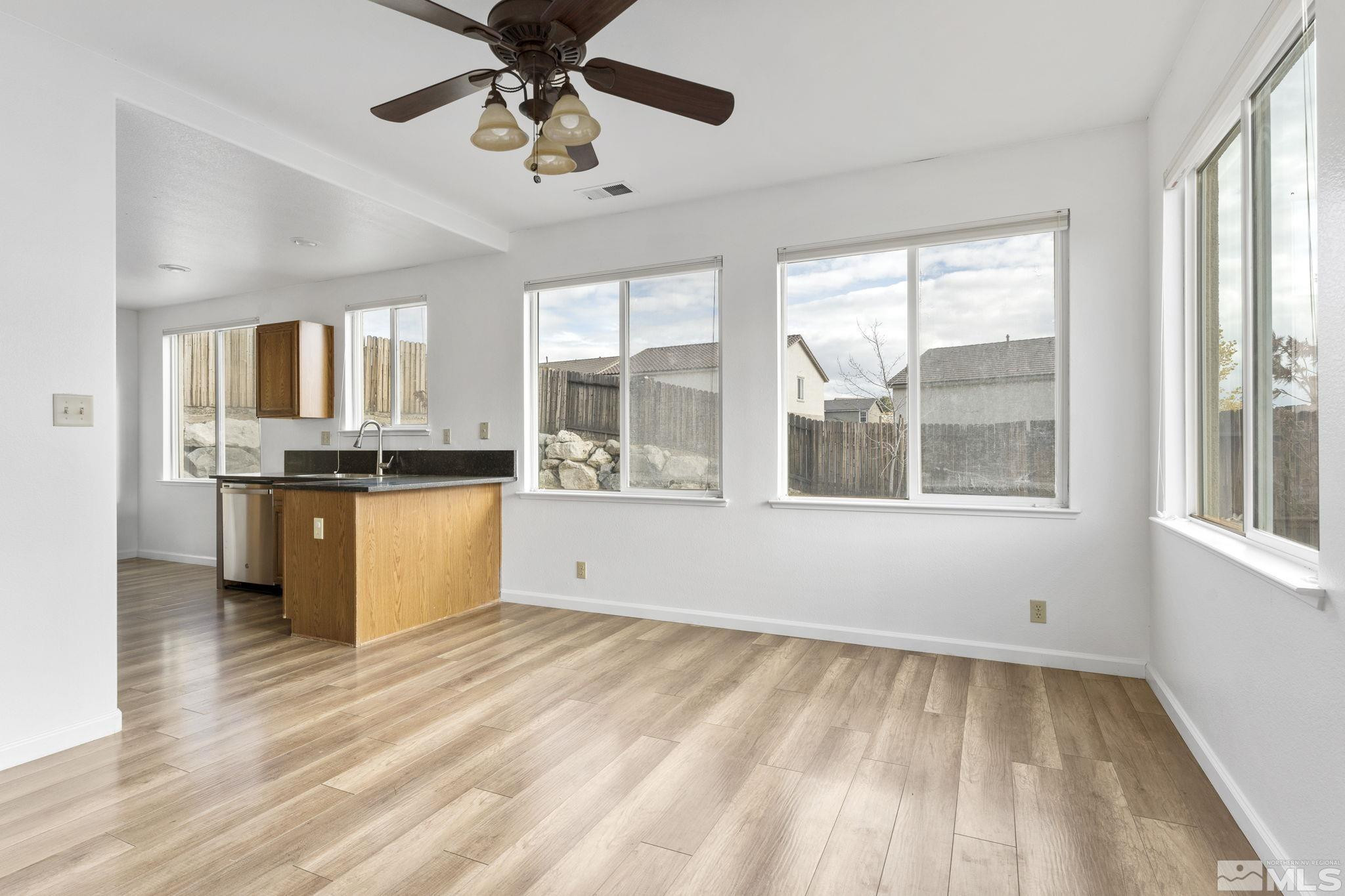 7460 Hunter Glen Drive