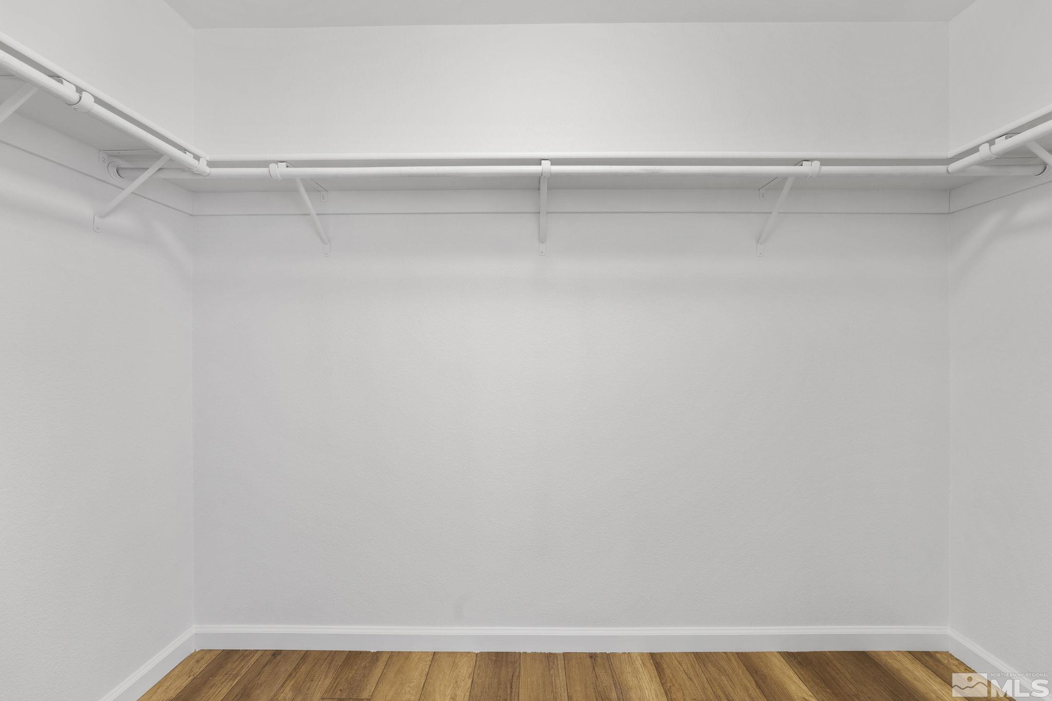 7460 Hunter Glen Drive