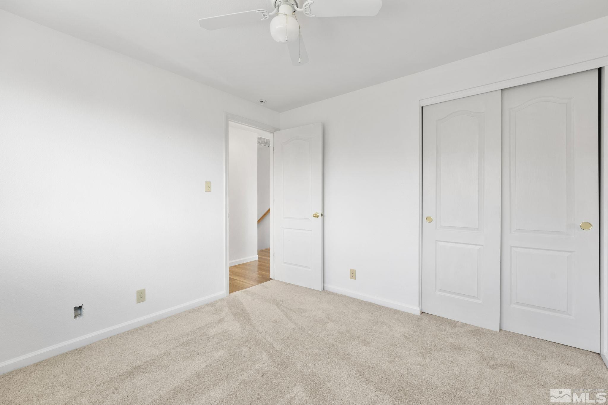 7460 Hunter Glen Drive