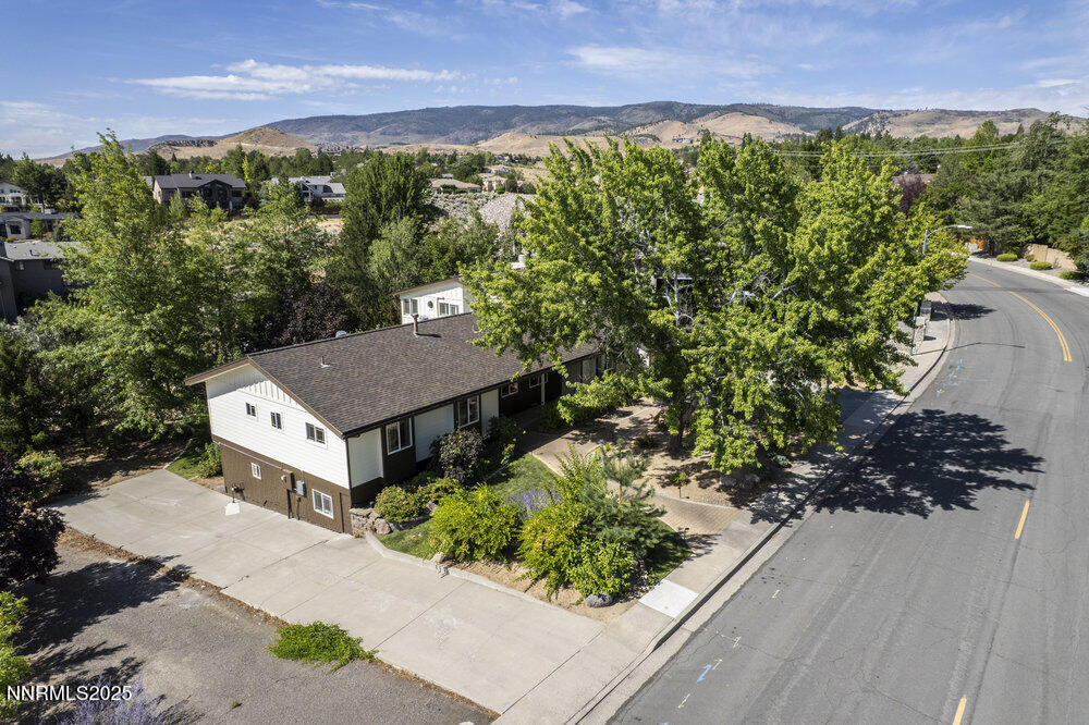 2278 Pioneer Drive