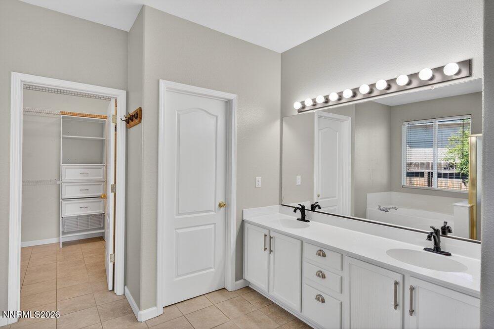 4301 Pinnacle Vista Court