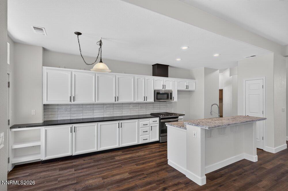 9515 Comanche Moon Drive