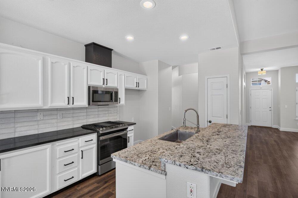 9515 Comanche Moon Drive