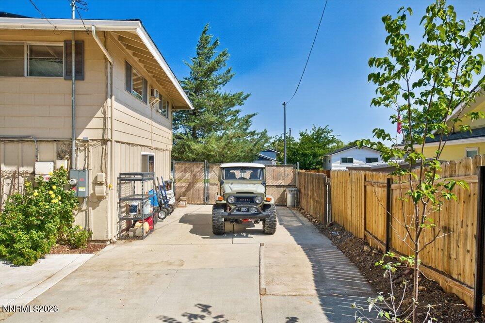 3270 Cashill Boulevard