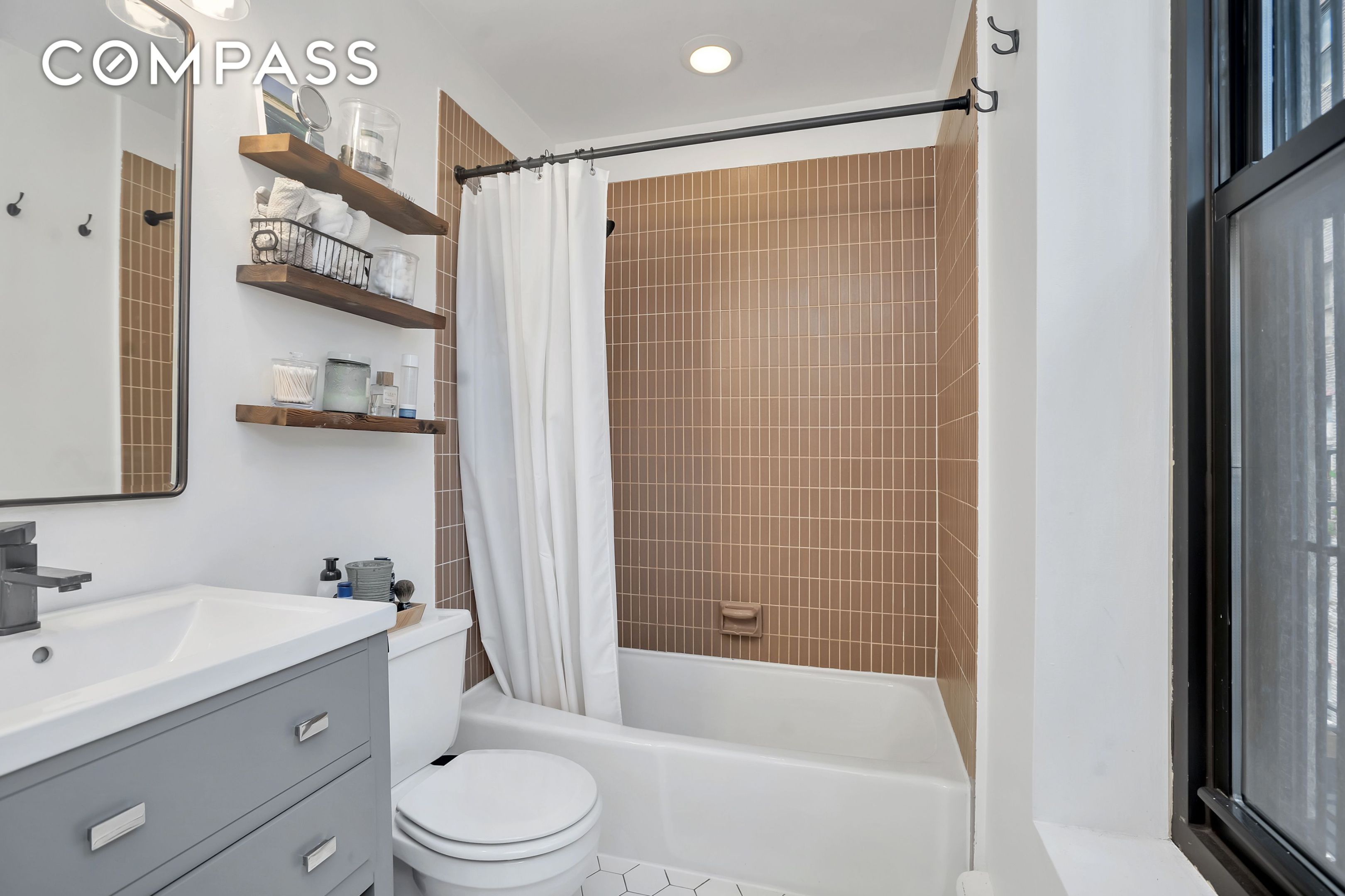 255 W 95th Street 6D