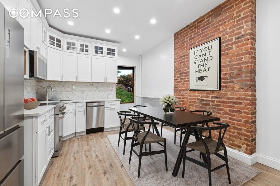 208 E 90th Street 2W