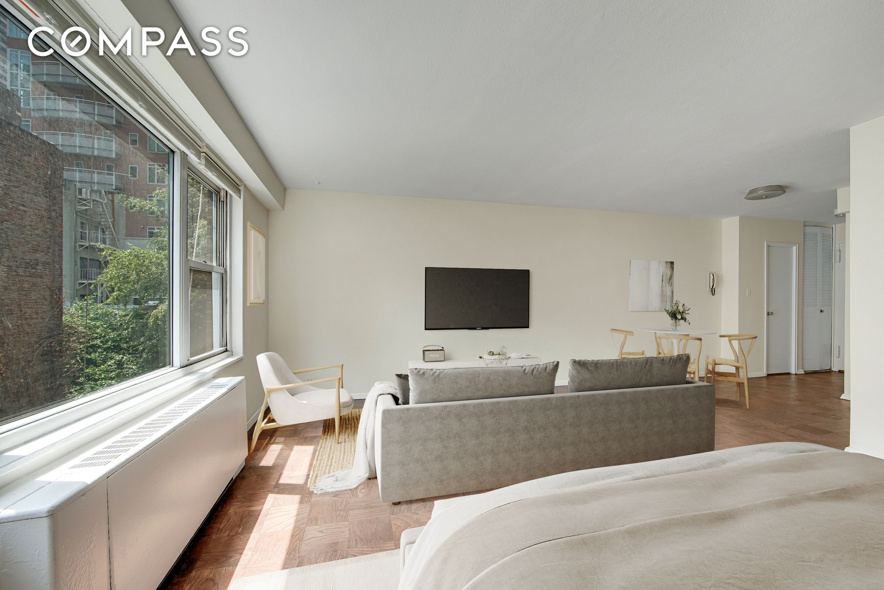 220 E 60th Street 3F