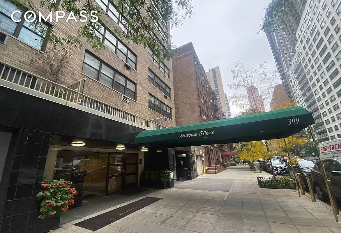 399 E 72nd Street 14D
