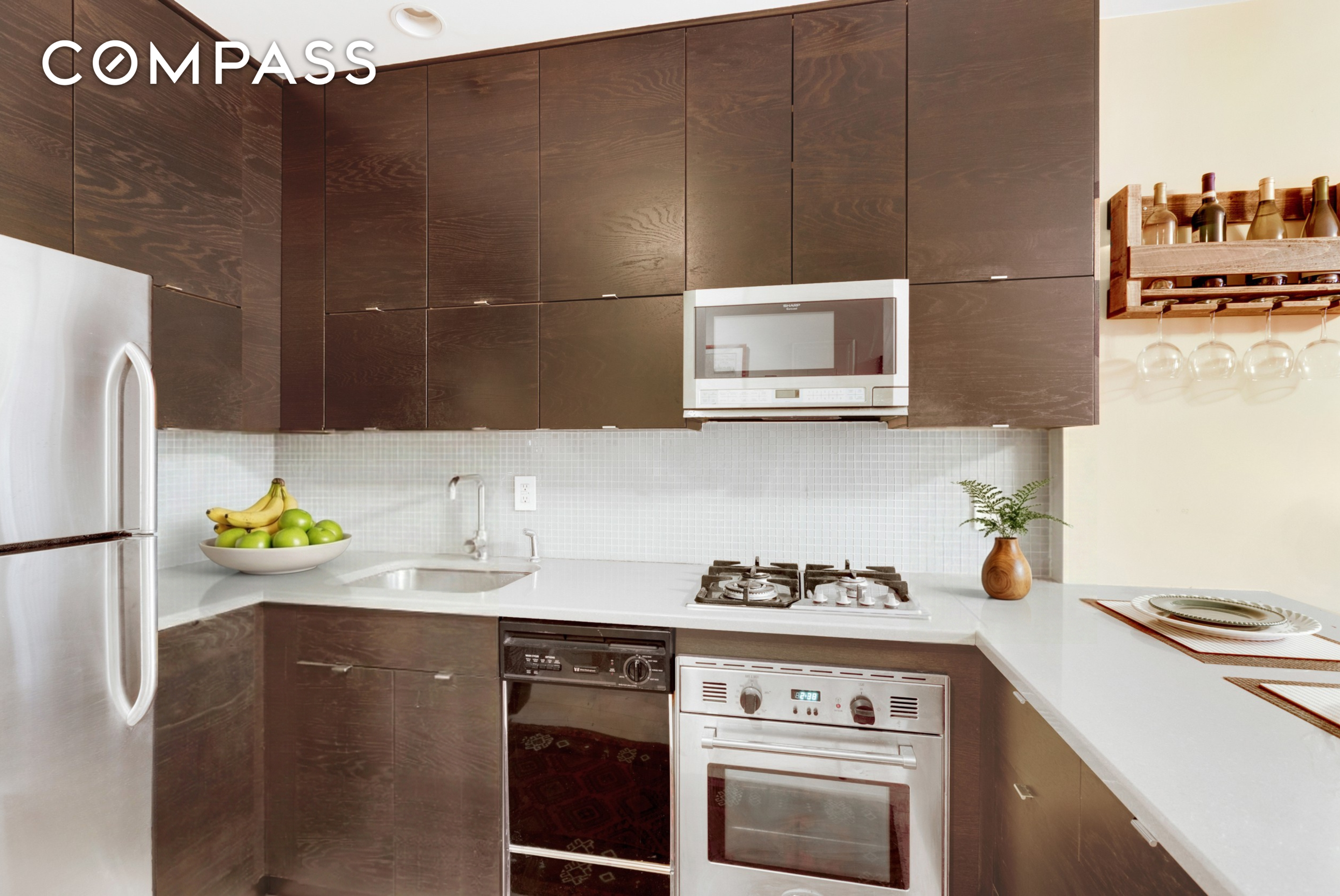 535 Clinton Street 2B