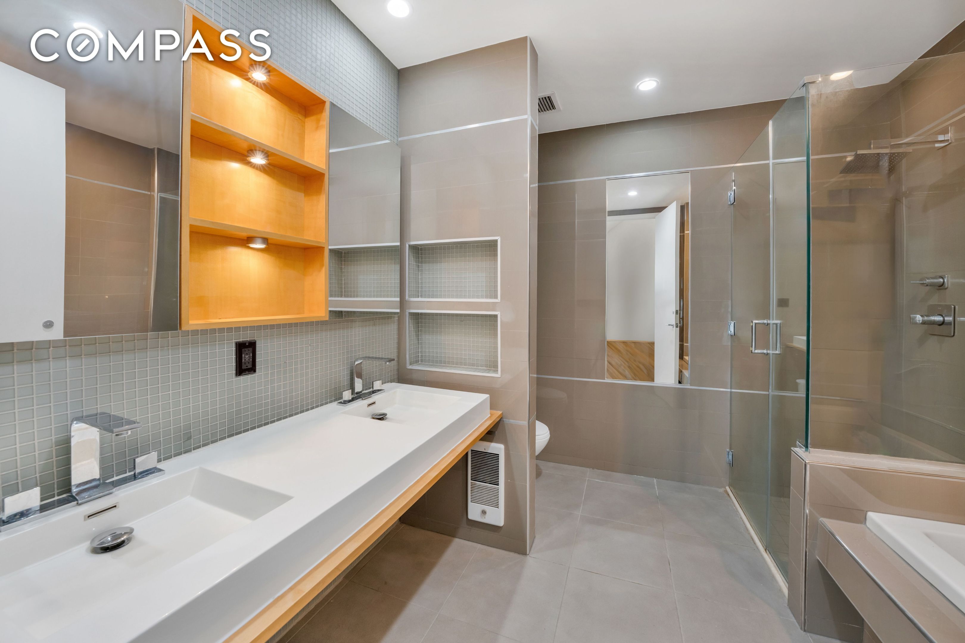 120 N 7th Street PH4B