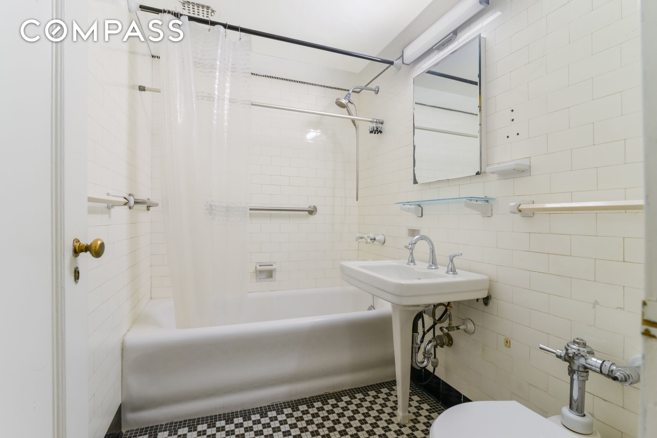 201 W 16th Street 3C