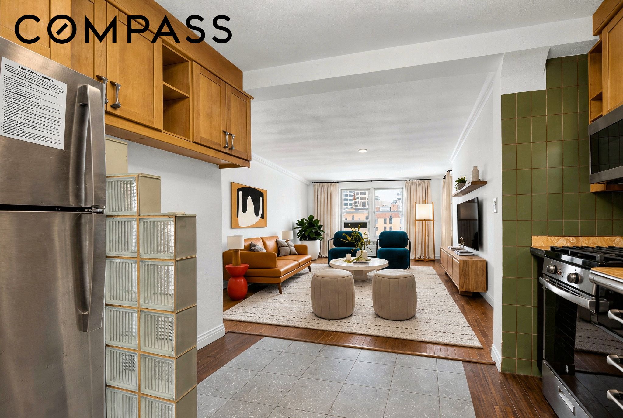 60 E 9th Street 538