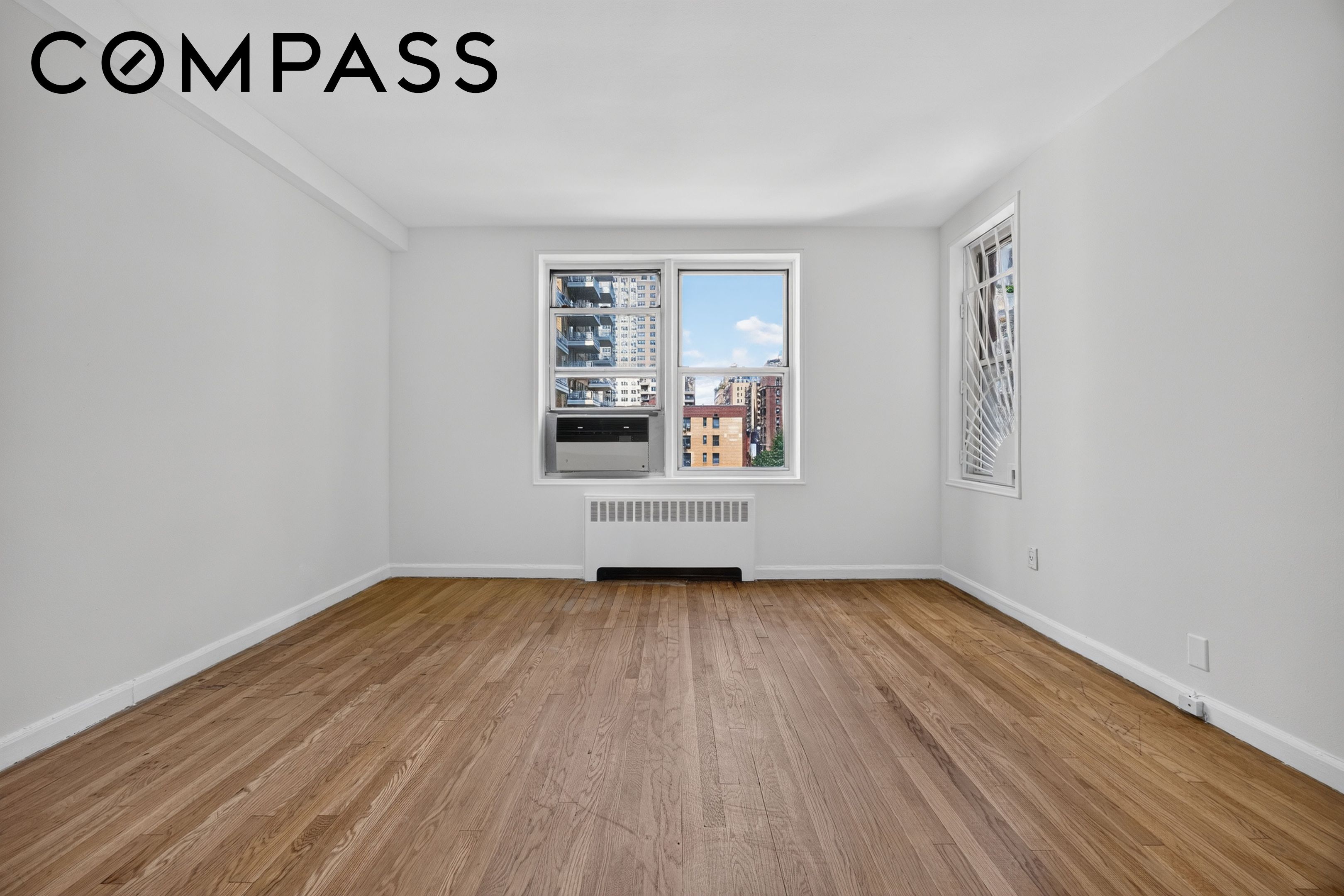 60 E 9th Street 538