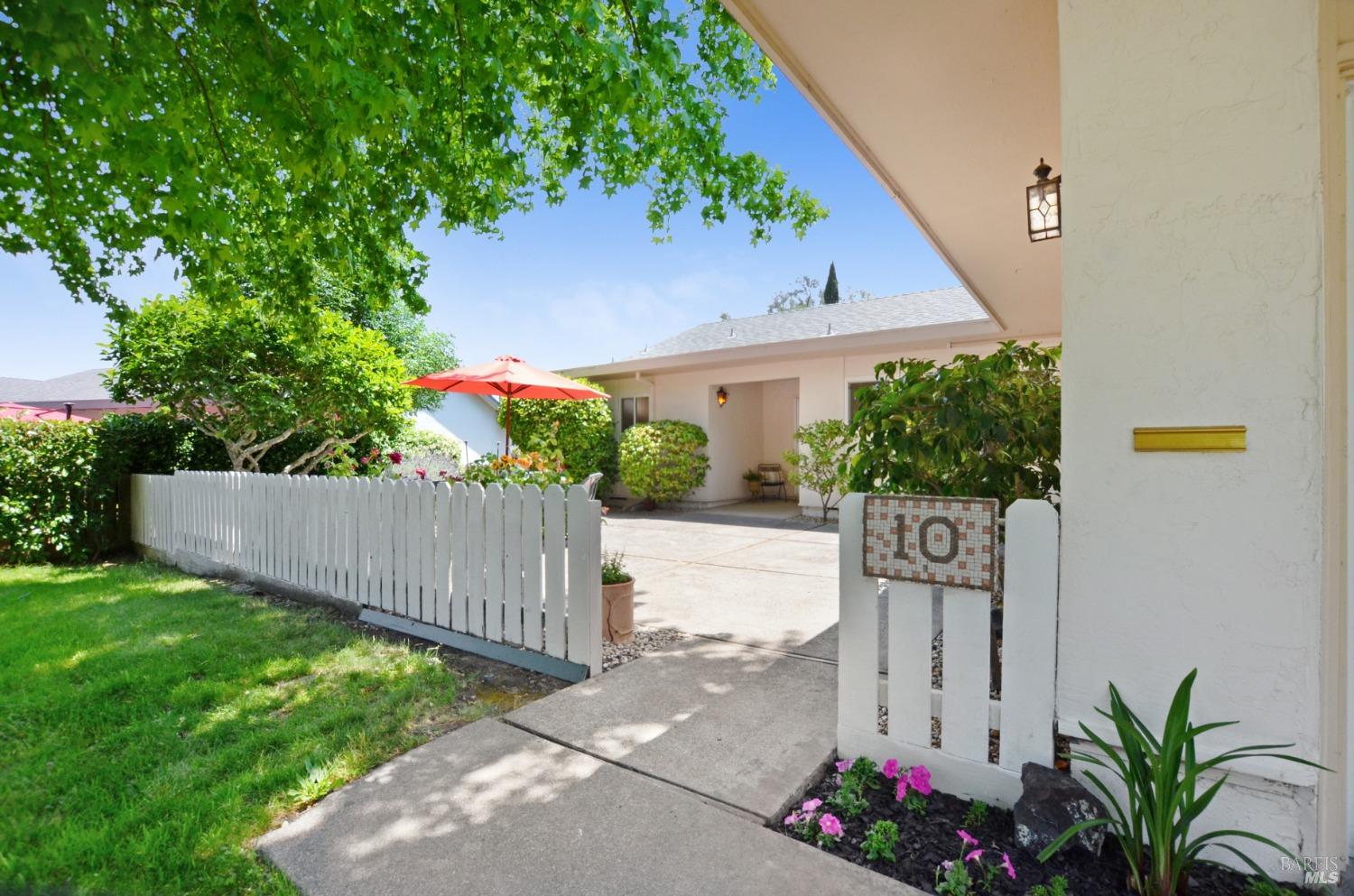 10 Temelec Circle