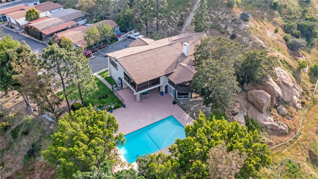24425 Woolsey Canyon Road 85