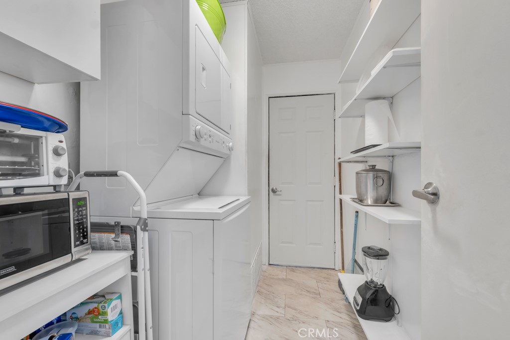 24425 Woolsey Canyon Road 85