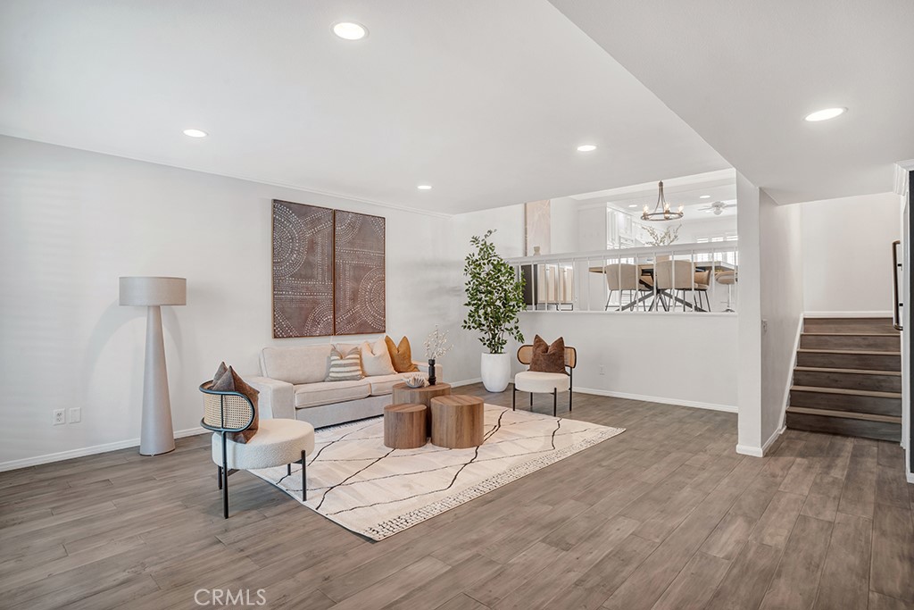 6246 1/2 Shoup Avenue