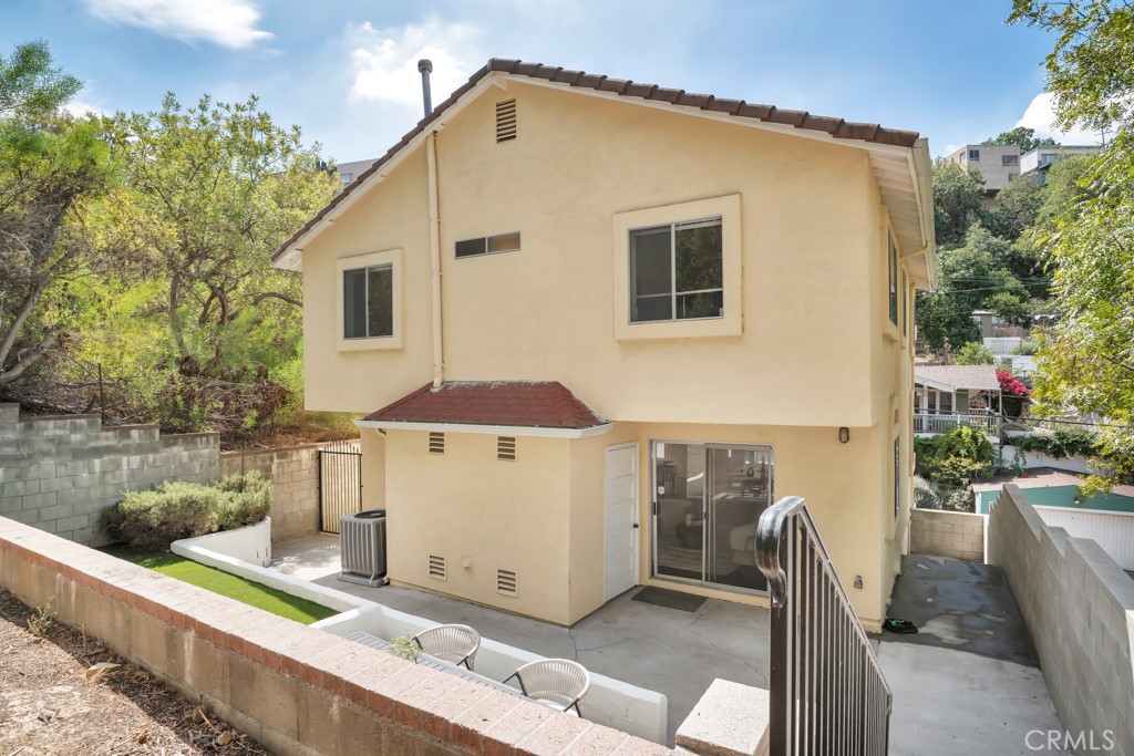 757 E Avenue 43
