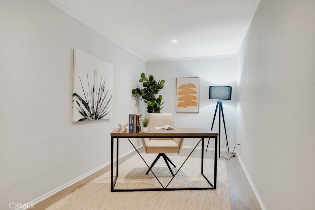757 E Avenue 43