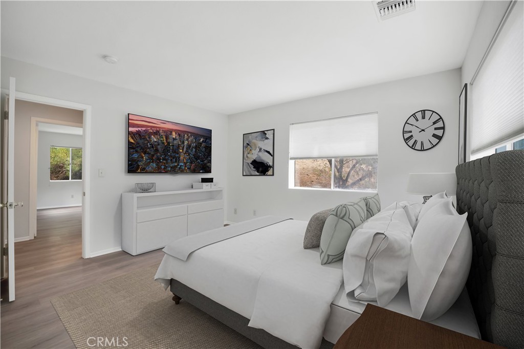 757 E Avenue 43