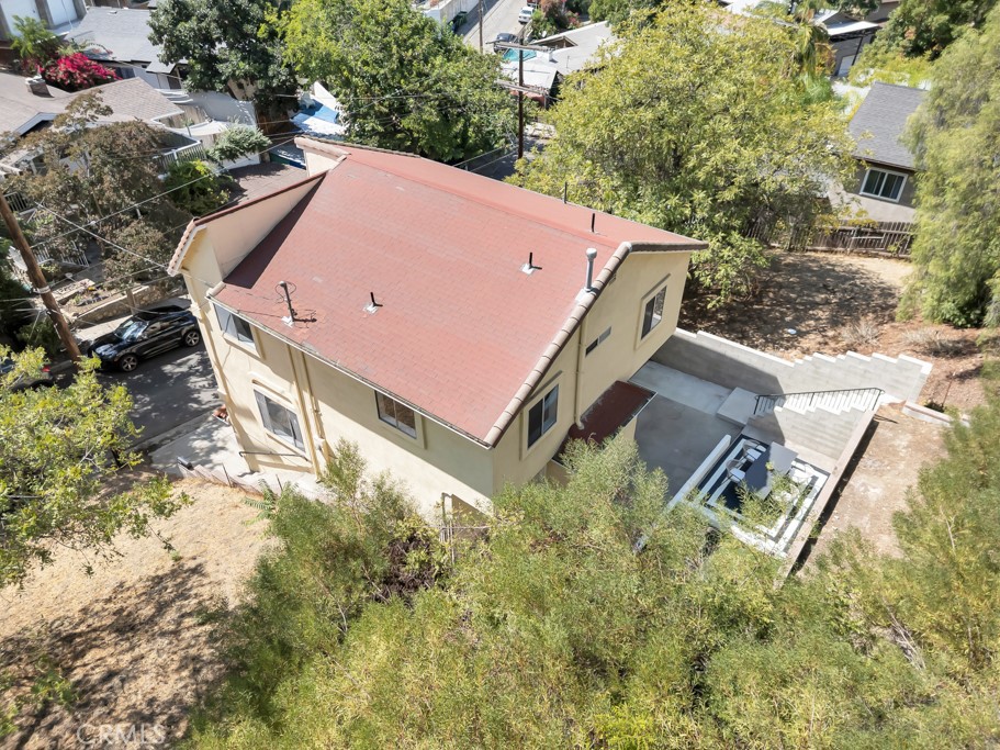 757 E Avenue 43