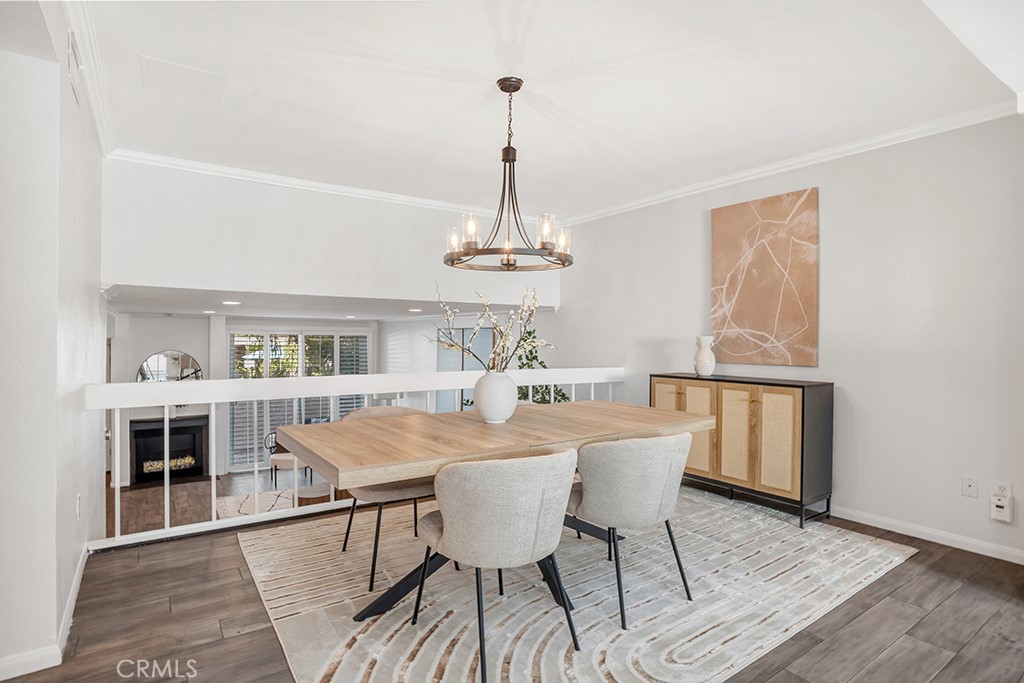 6246 1/2 Shoup Avenue