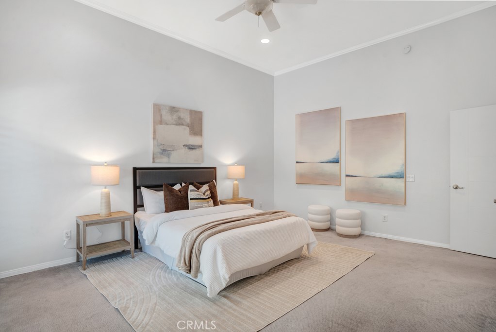 6246 1/2 Shoup Avenue